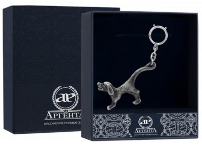 977БР15006 Серебряный брелок-открывалка для ключей «Собака» с чернением в подарочном футляре